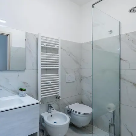 Apartment New With 4 Bedrooms *