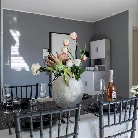 New With 4 Bedrooms Milan